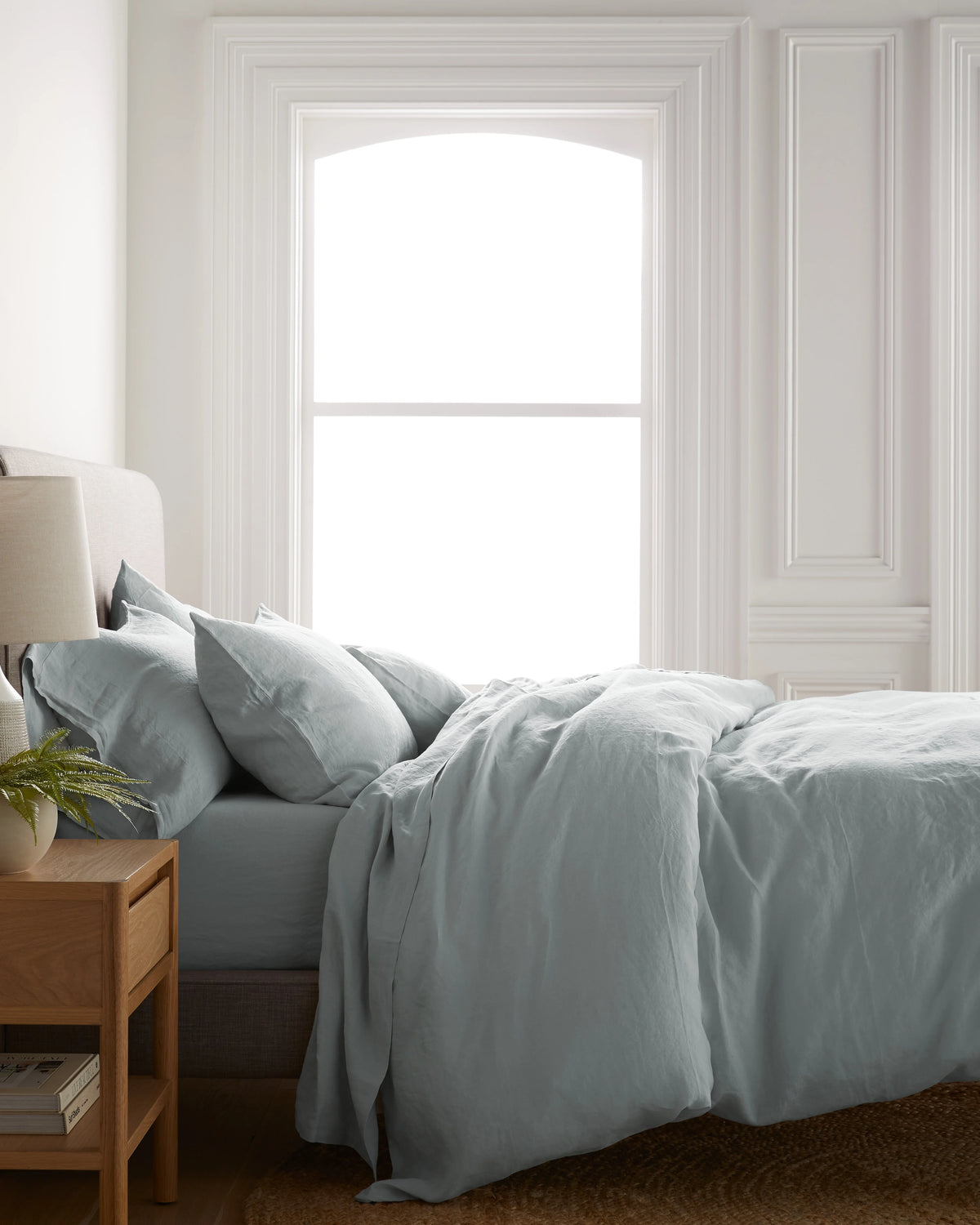 European Linen Deluxe Bedding Bundle - Twin / Willowleaf/White Stripe