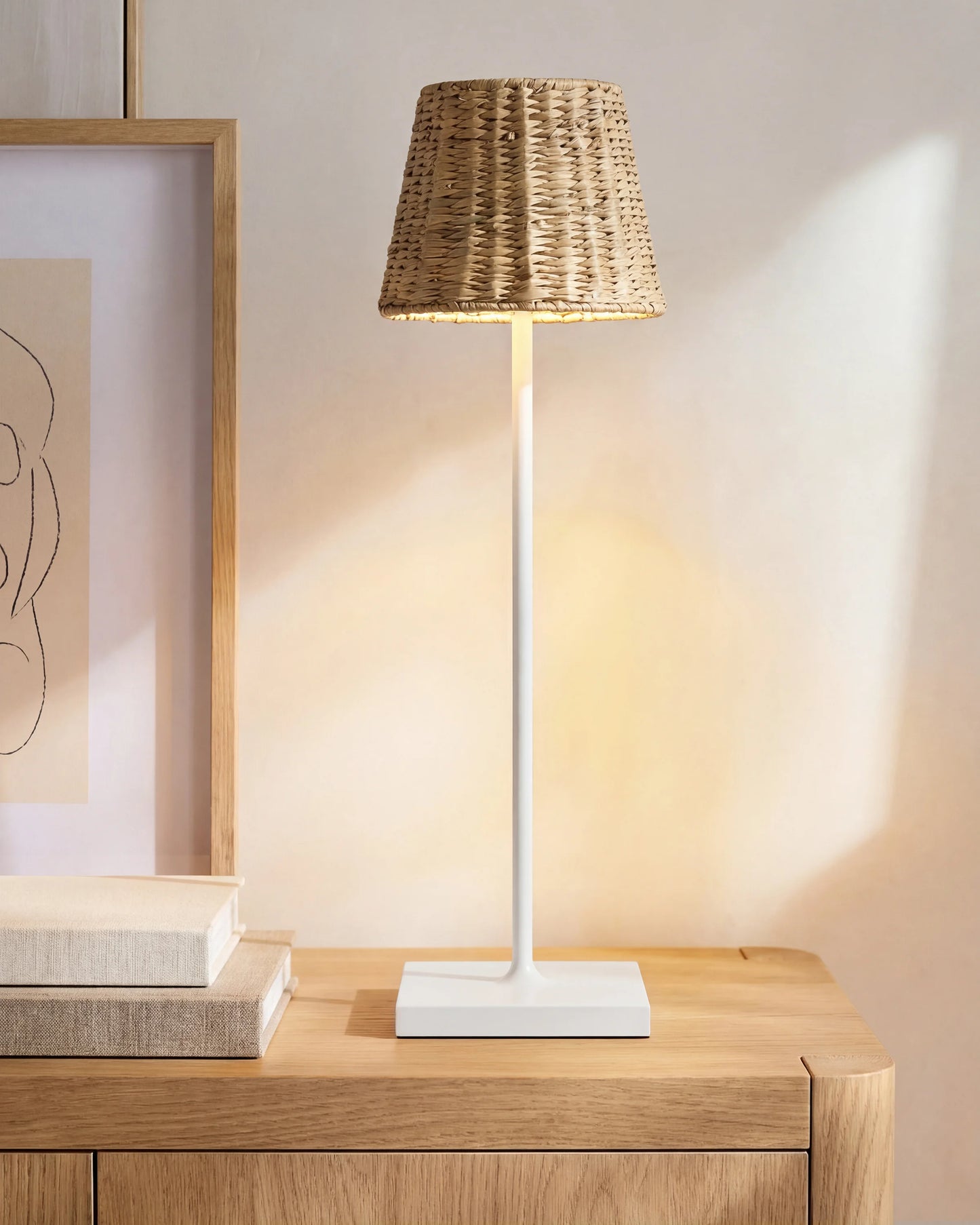 Poldina Pro Rechargeable Table Lamp with Seagrass Shade by Zafferano - Regular / White