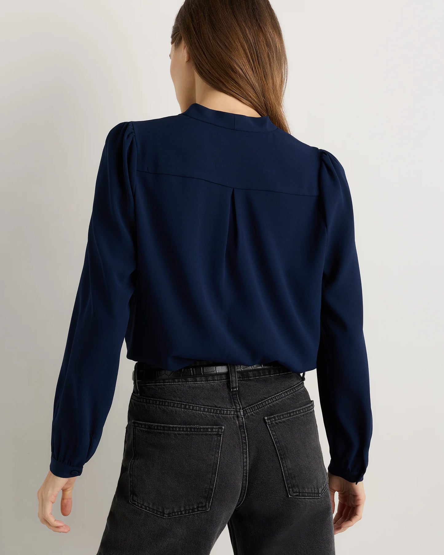 Fluid Crepe Surplice Long Sleeve Blouse - XS / Textured Navy