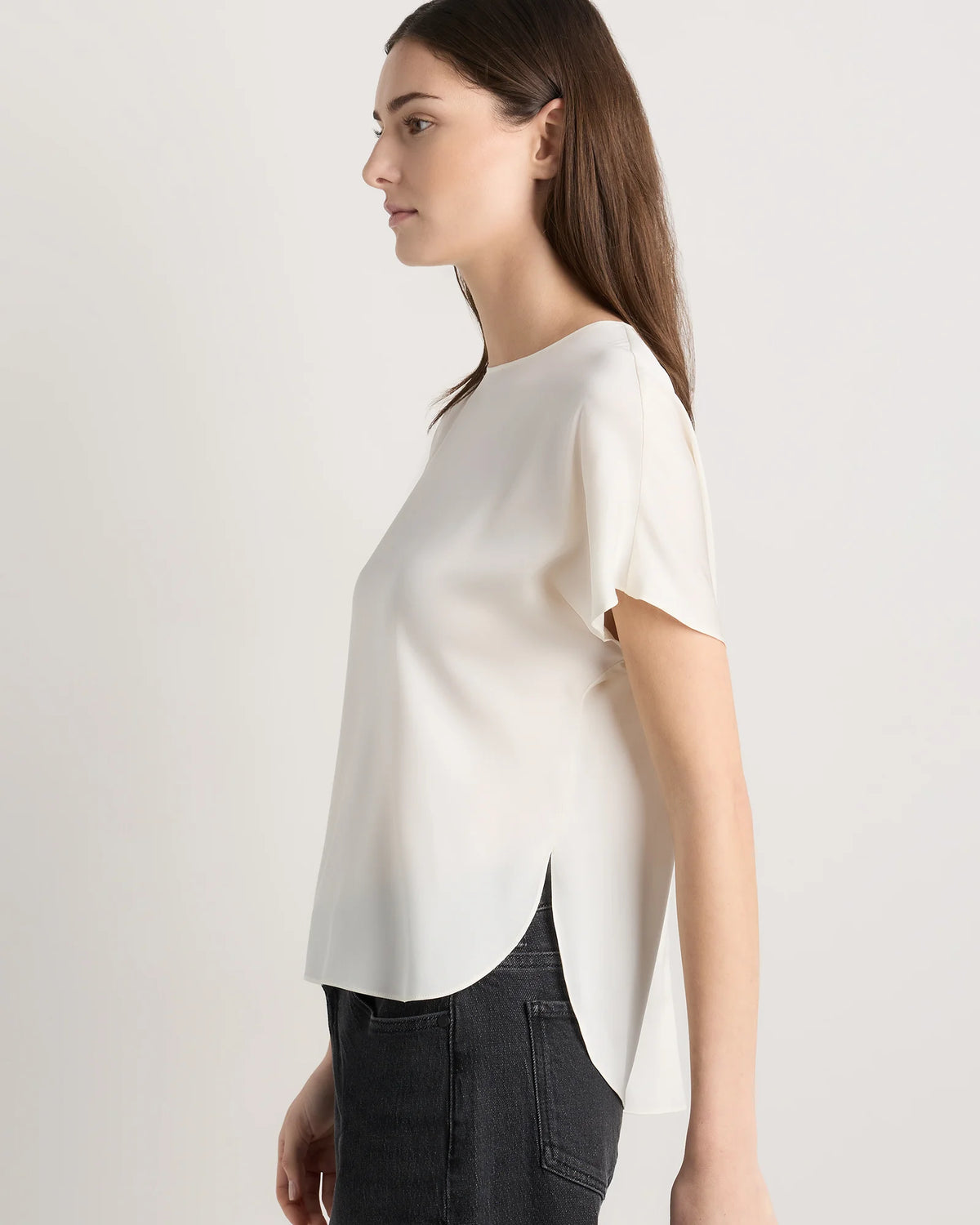 Washable Stretch Silk Split Hem Tee - XS / Ivory