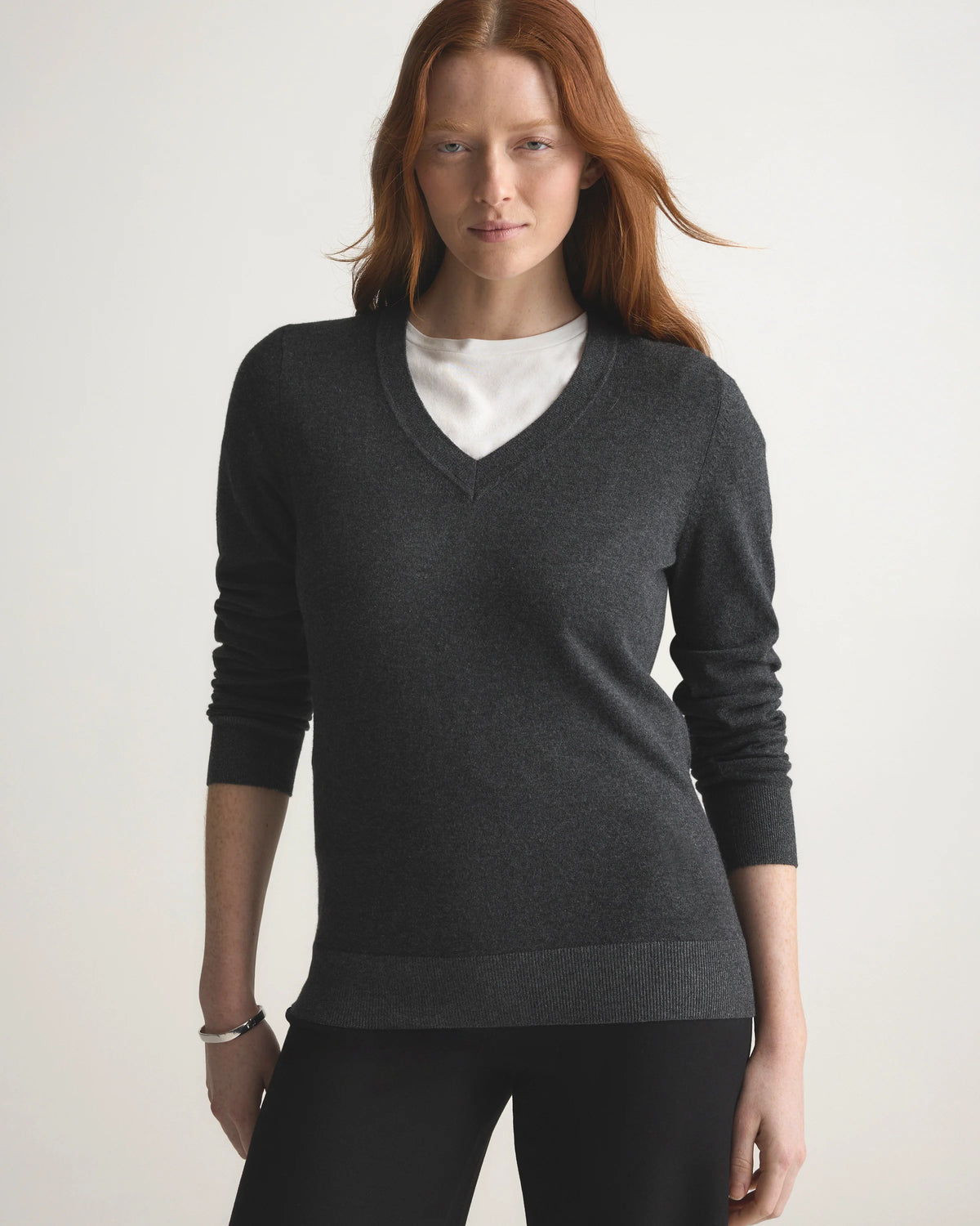 Lightweight Cotton Cashmere V-Neck Sweater - XS / Sugar Stone