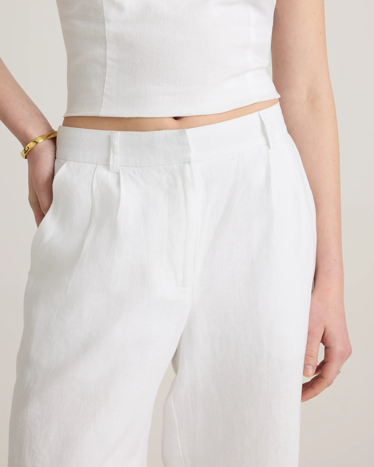 100% European Linen Pleated Trouser - 6 / Deep Navy