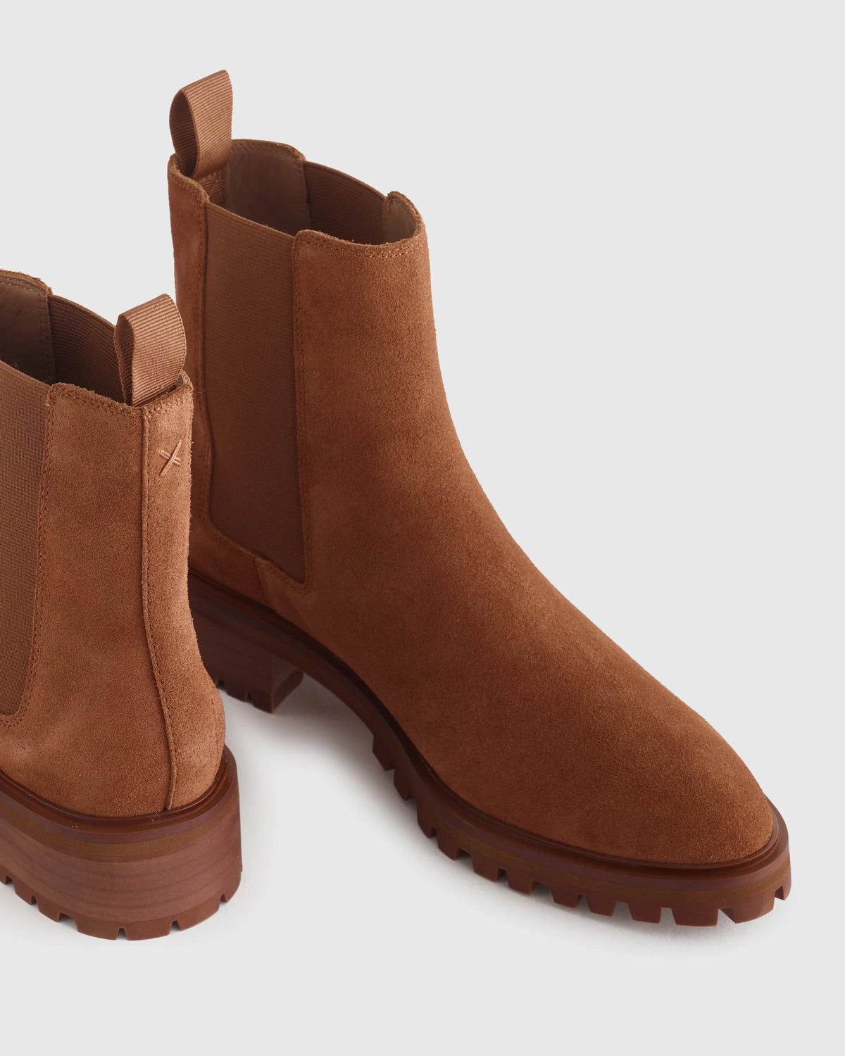 Suede Chelsea Boot - 5 / Desert