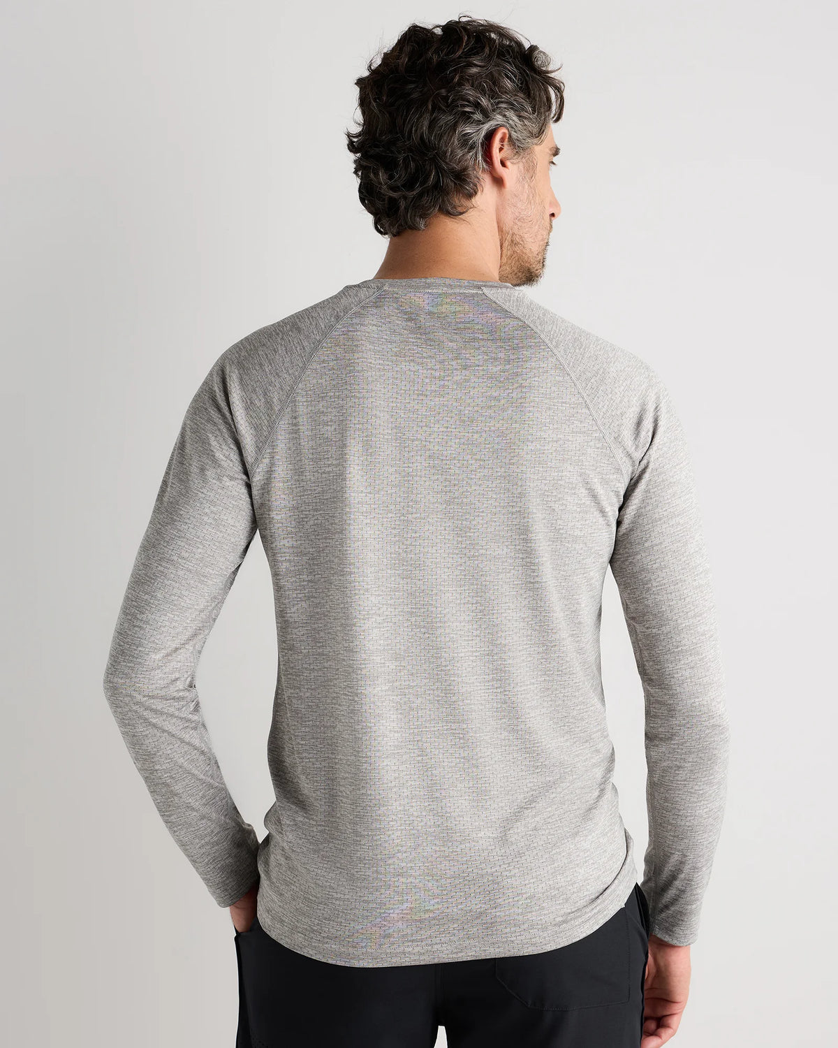 Mesh Performance Training Long Sleeve Tee - S / Heather Navy