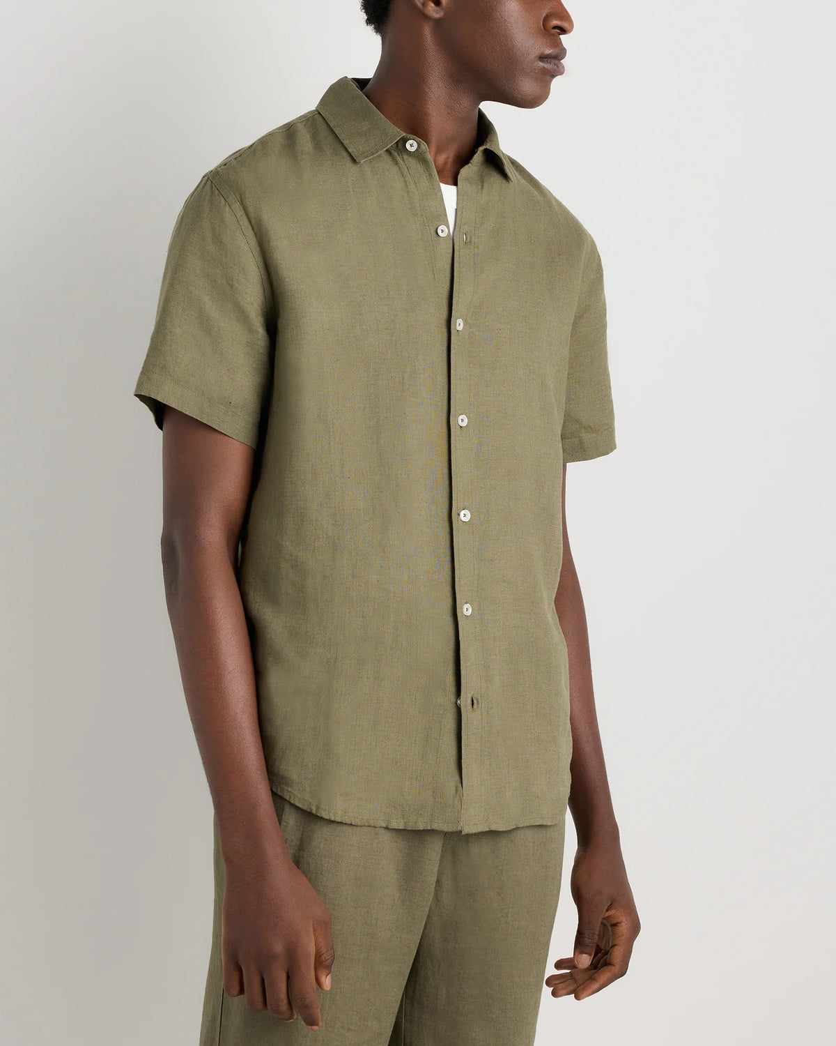 100% European Linen Relaxed Short Sleeve Shirt - XS / Taupe Brown Chambray