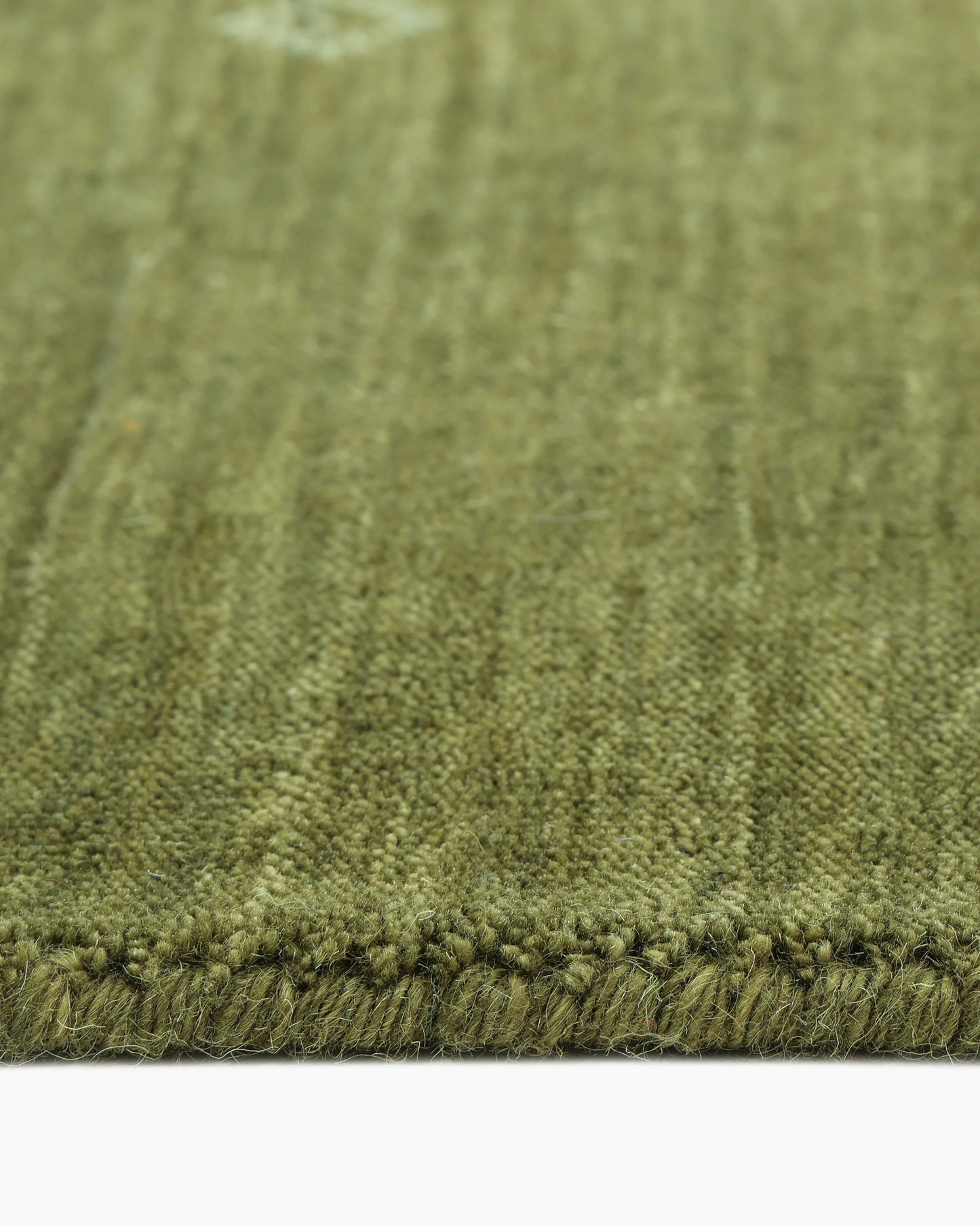 Dakota Hand-Loomed Wool Rug - 4' x 6' / Ivory