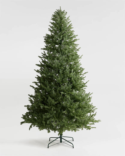 Fraser Fir Christmas Tree: Unlit - 6.5' / Forest Green