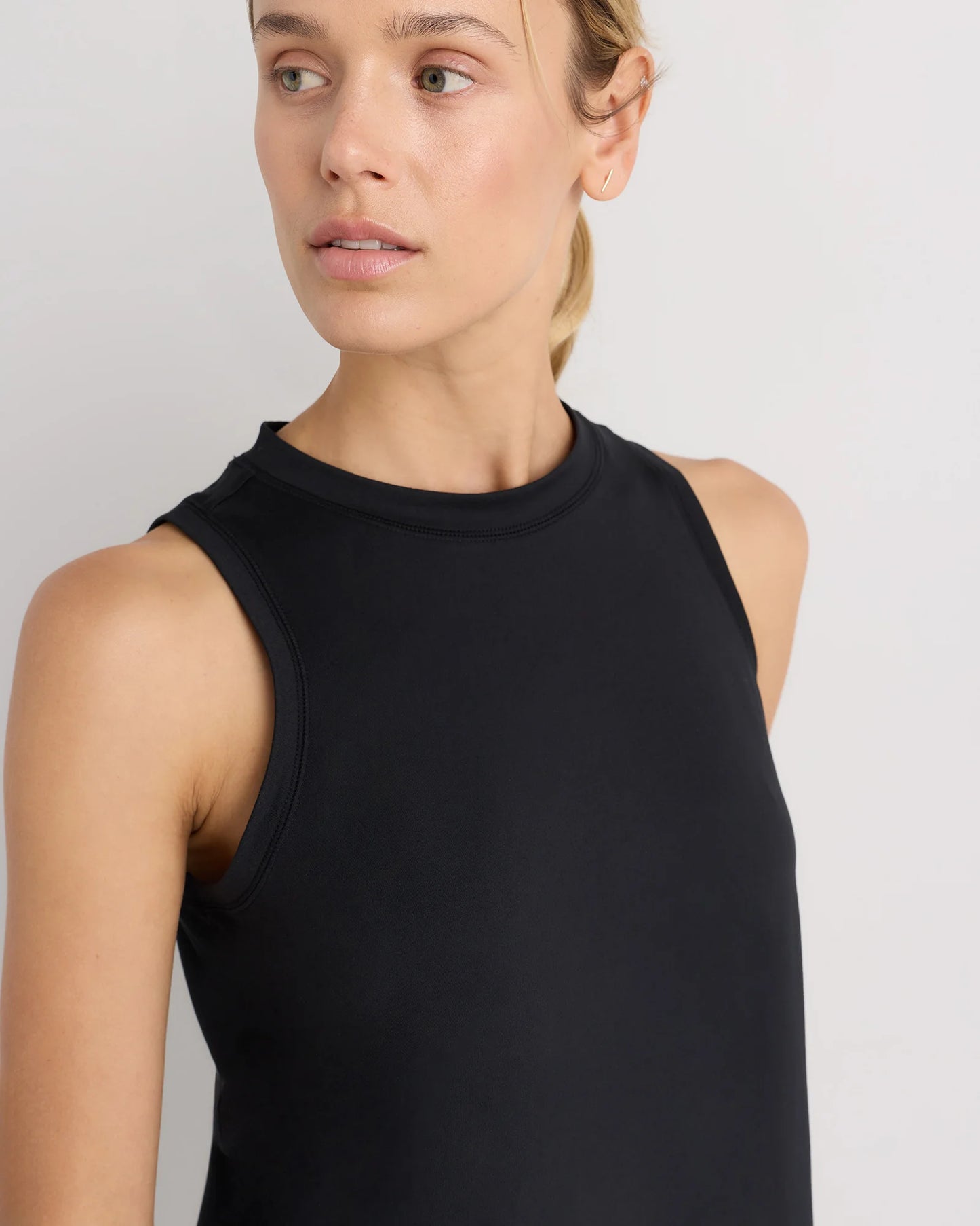 Flowknit Breeze High-Neck Tank - XS / Heather Deep Navy