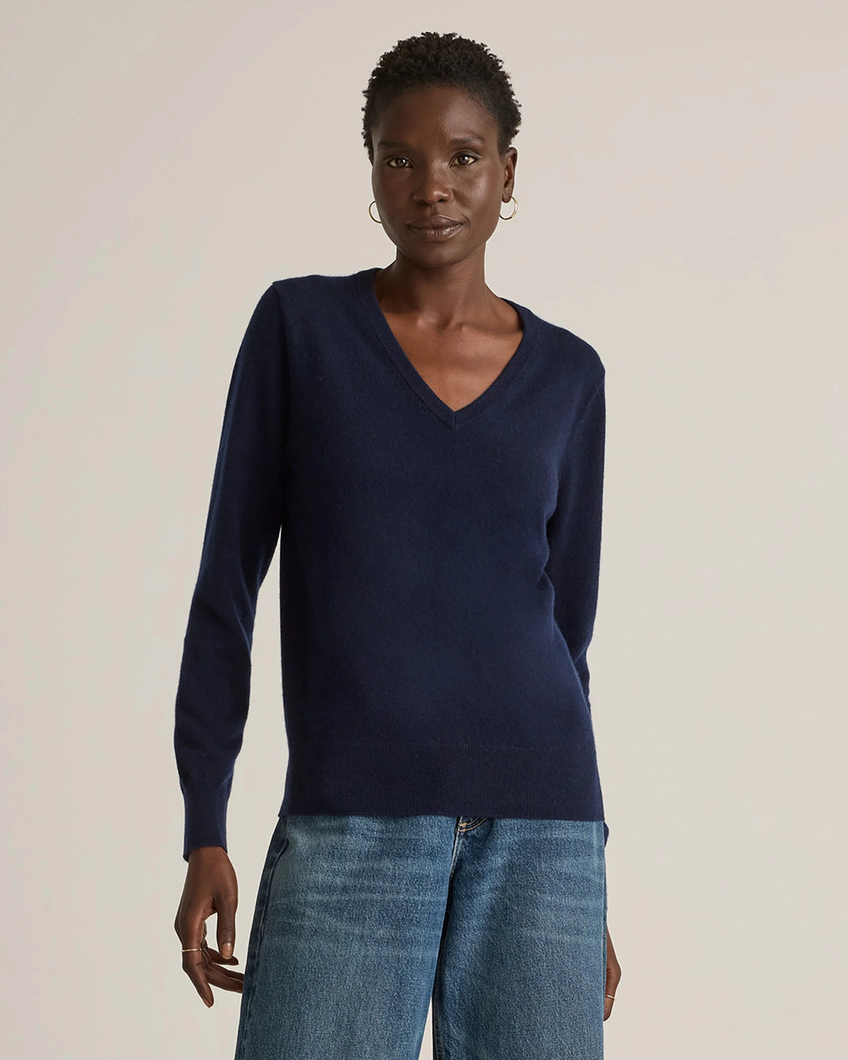 Mongolian Cashmere V-Neck Sweater - XS / Rich Burgundy