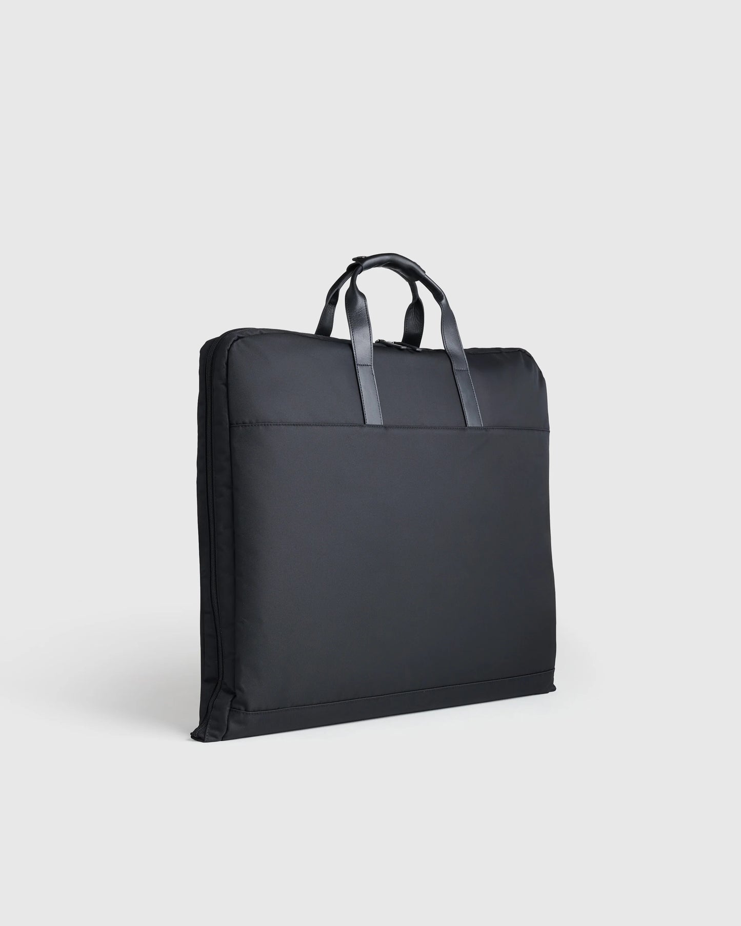 Voyage Nylon Garment Bag - One Size / Dark Green