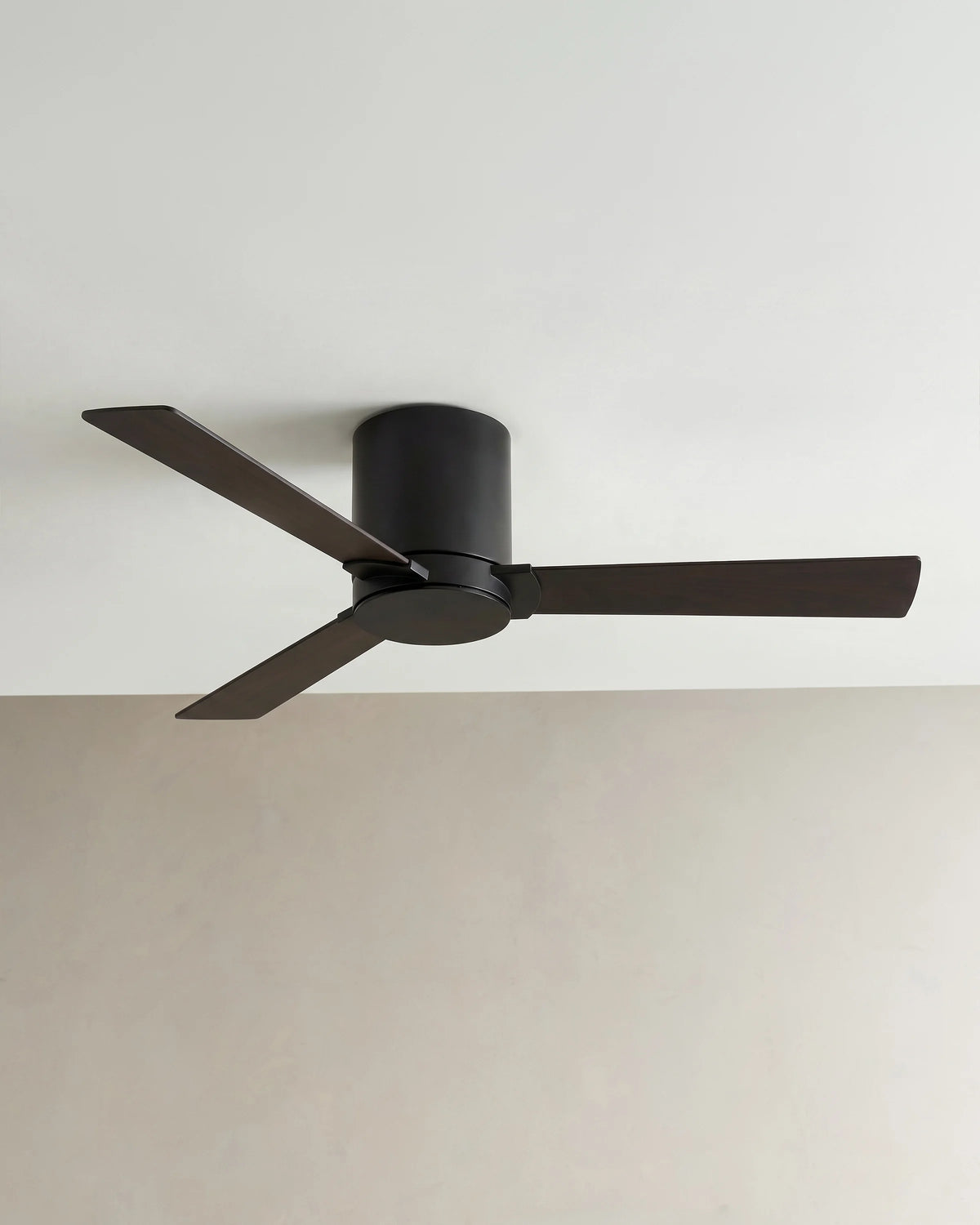 Minimalist Hugger Wood Blade Ceiling Fan - 44" / White