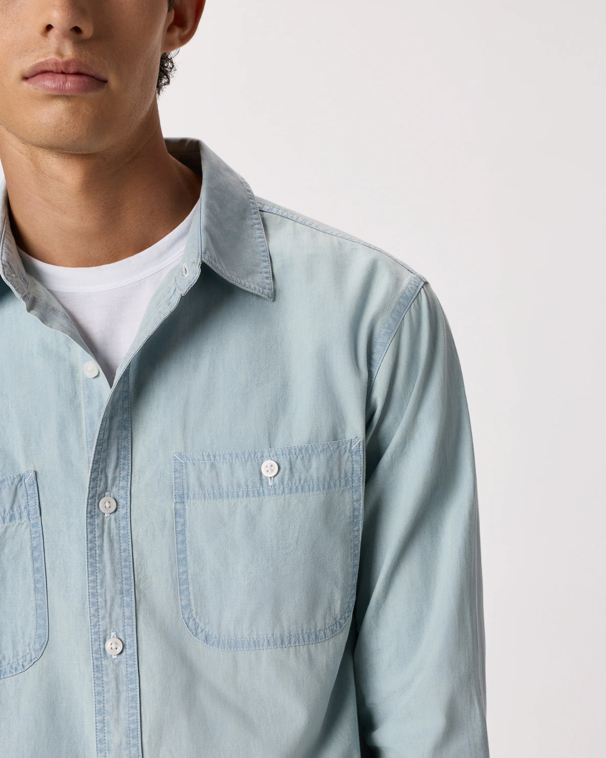 100% Organic Chambray Long Sleeve Shirt - S / Light Chambray