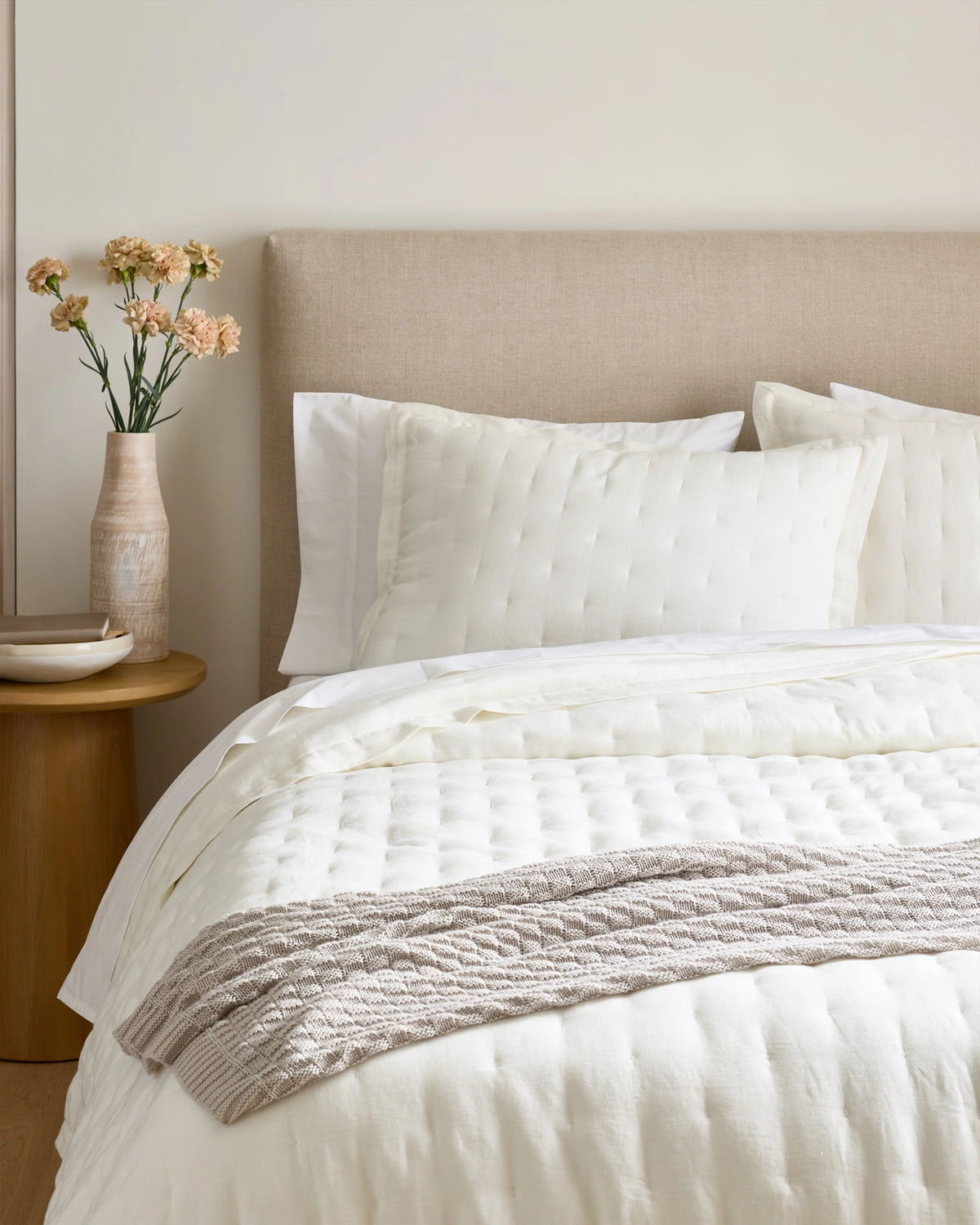European Linen Dream Quilt - Twin / White