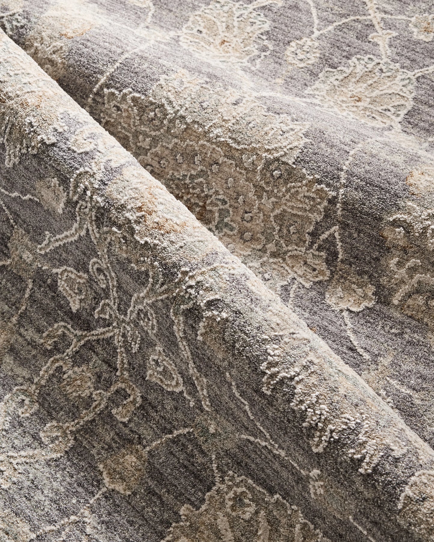 Eden Performance Rug - 5' x 7'5" / Grey