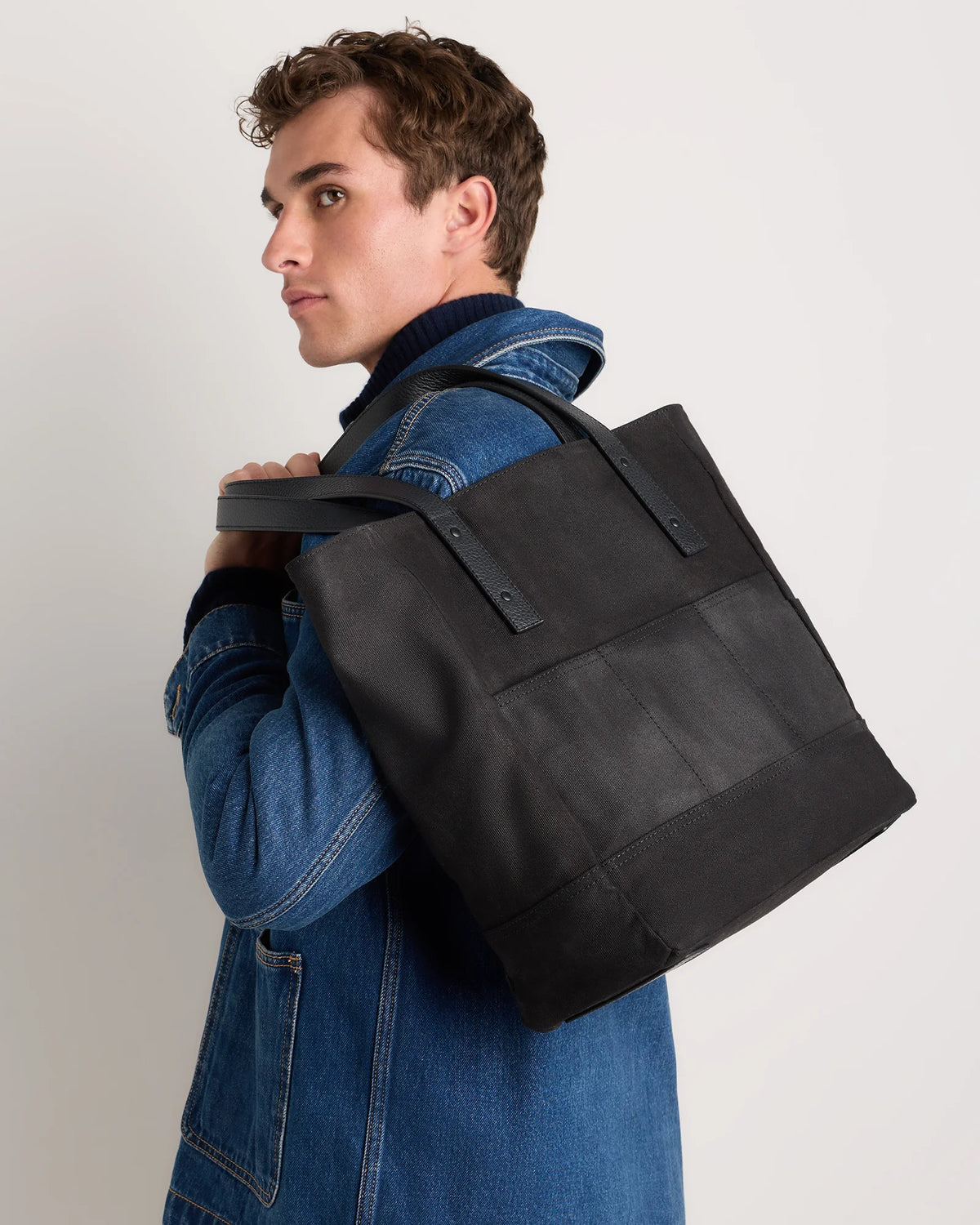 Waxed Canvas Utility Tote - One Size / Black