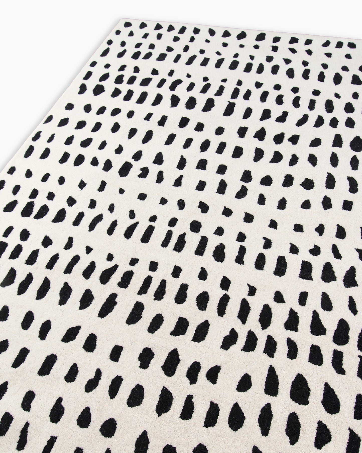 Painterly Dots Hand-Tufted Wool Rug - 3'6" x 5'6" / Navy