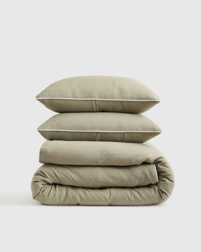 European Linen Piped Duvet Cover Set - Twin / White/Cherry