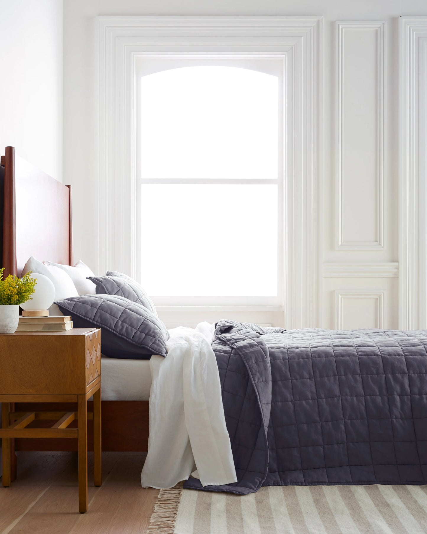 European Linen Box Quilt - Twin / Dusty Mauve