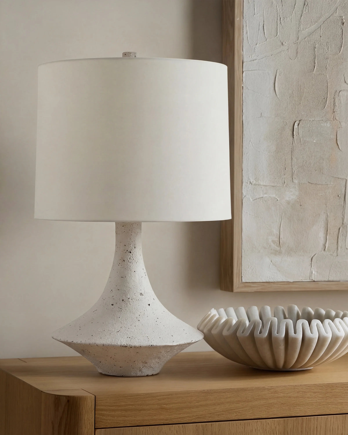 Sculptural Resin Table Lamp - One Size / Speckled White