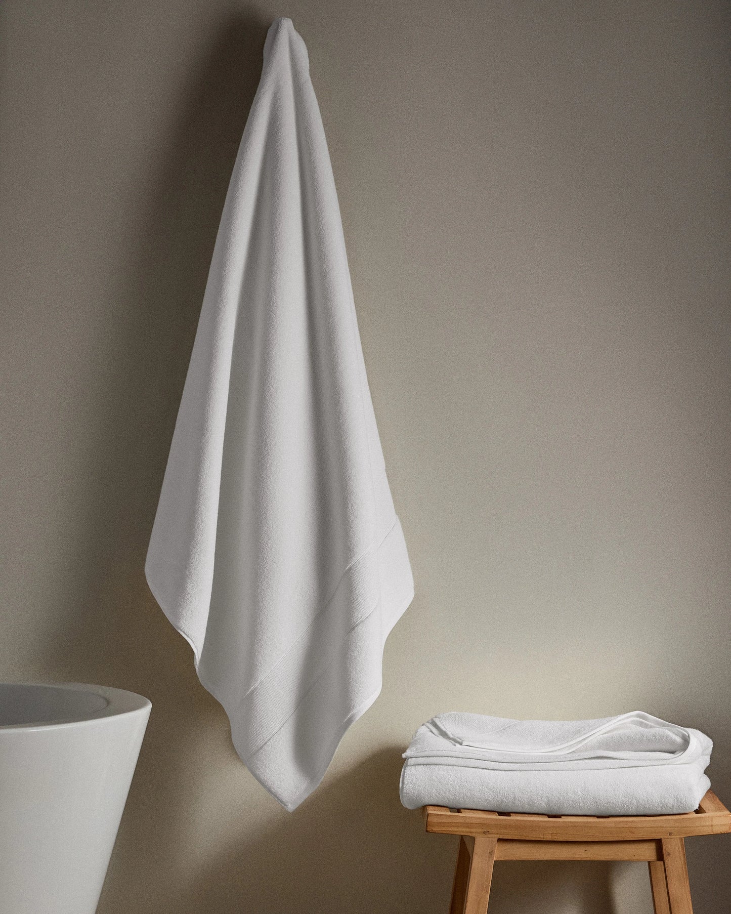 Plush Organic Turkish Cotton Bath Sheet Bundle (4 pieces) - One Size / White