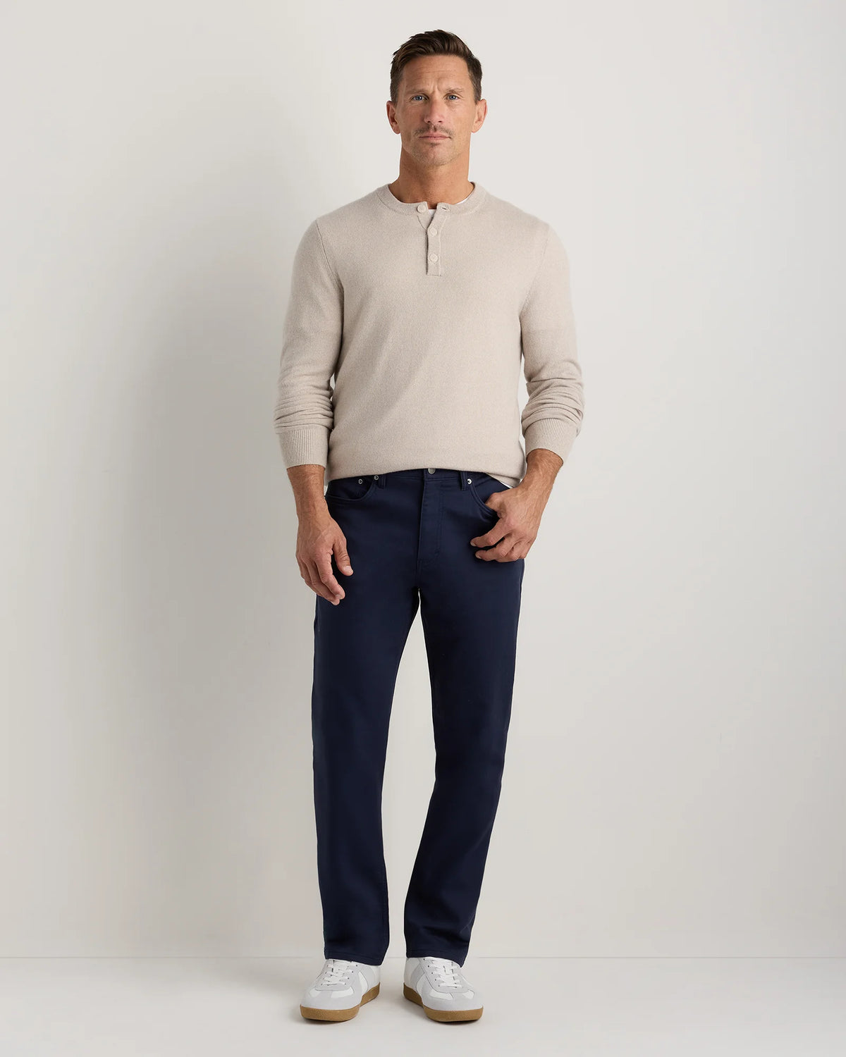 Comfort Stretch Traveler 5-Pocket Pants - Athletic Tapered - 30X30 / Chive