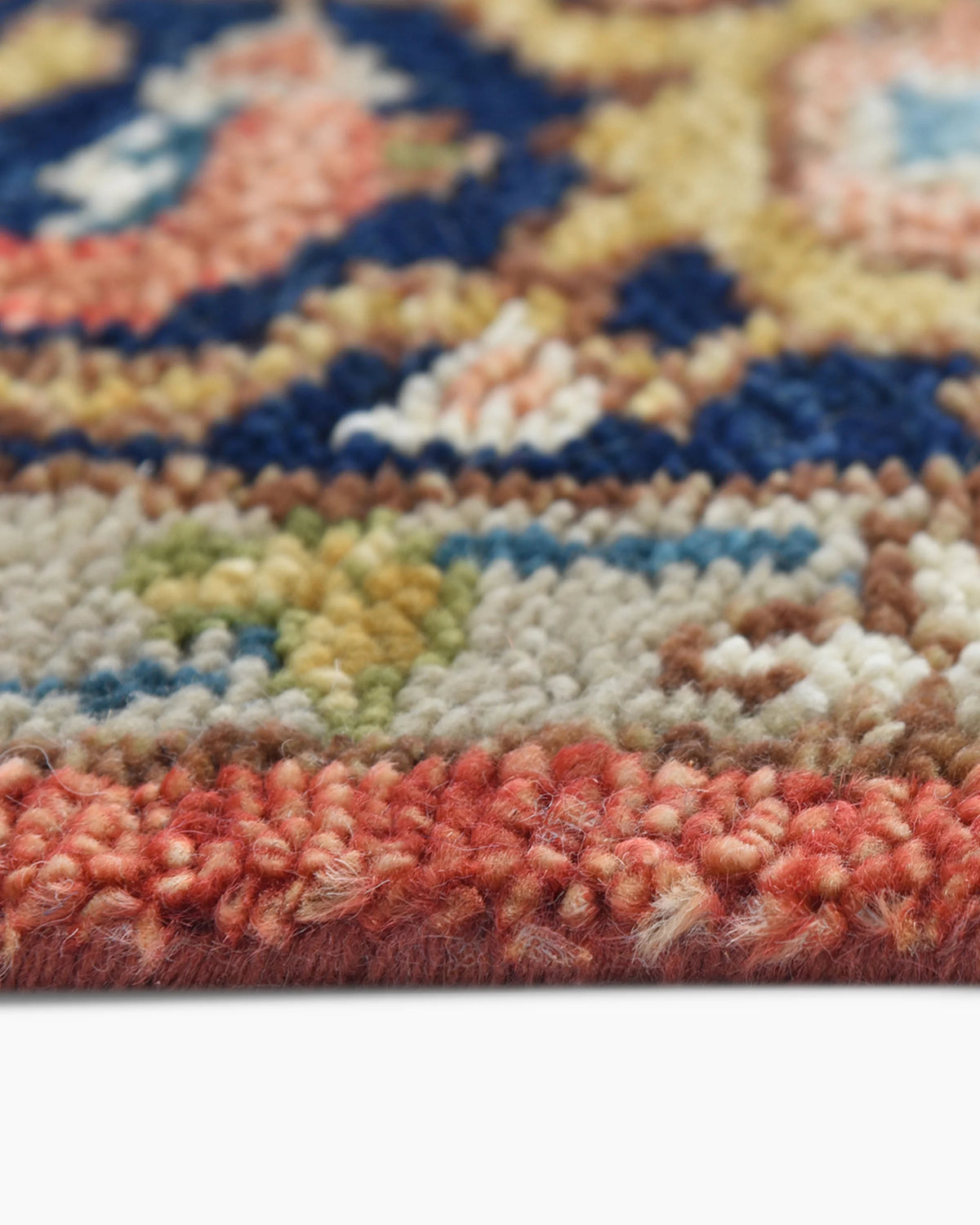 Sina Hand-Knotted Wool Rug - 5' x 8' / Red