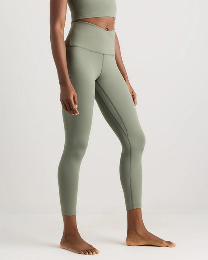 Ultra-Form High-Rise Crossover Legging - XS / Dark Coal