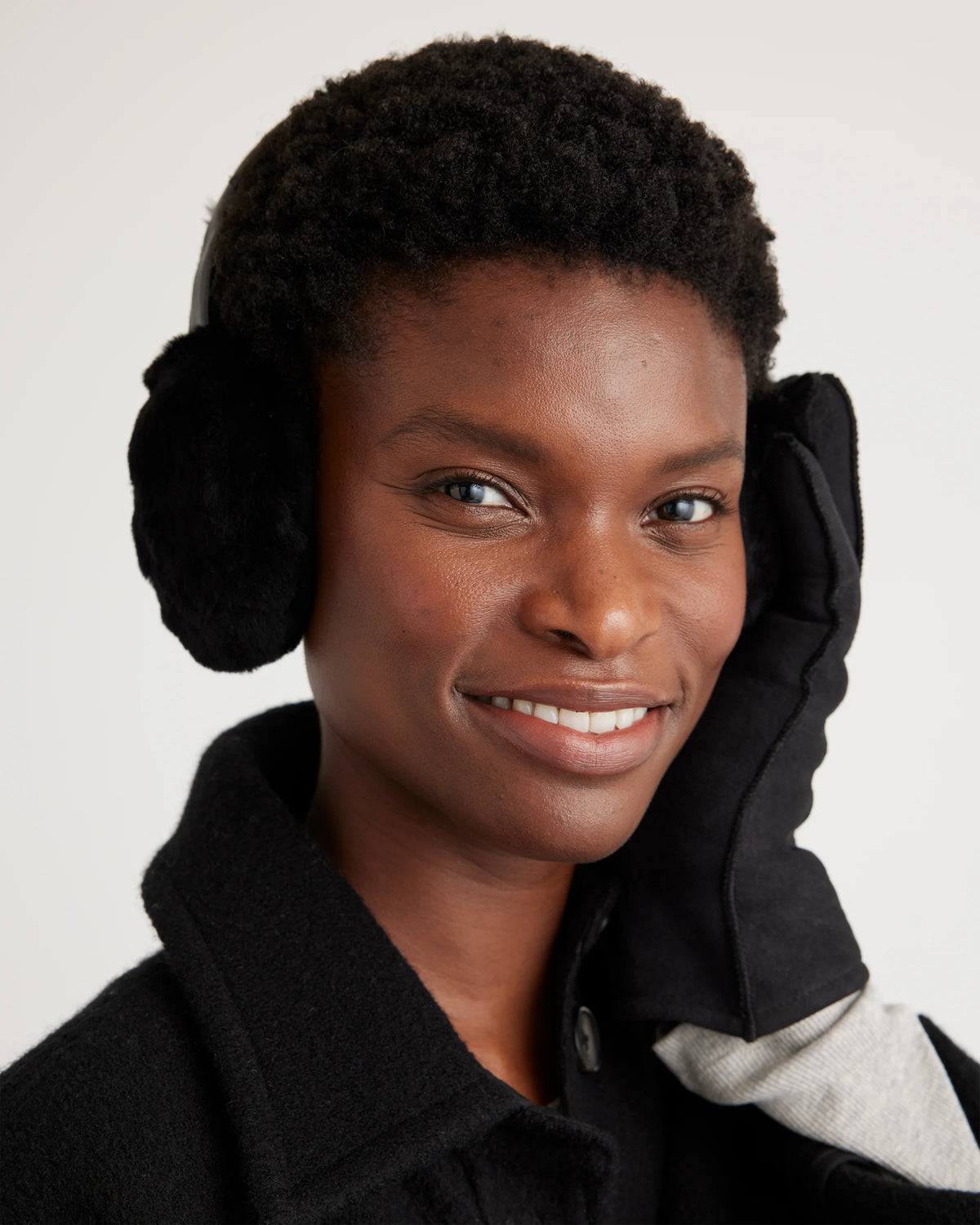 100% Australian Shearling Earmuffs - One Size / Ivory