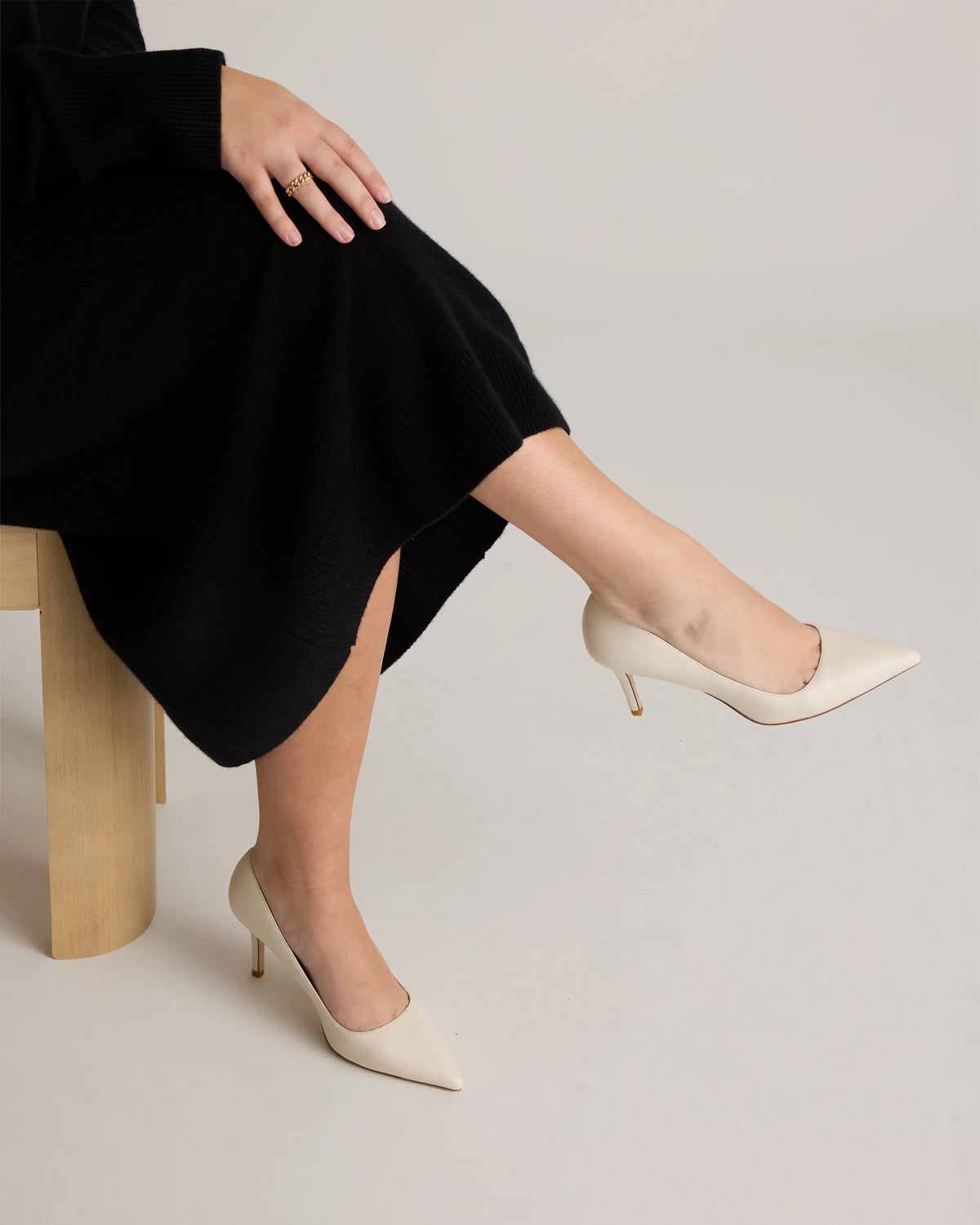Italian Leather 75mm Pointy Toe Pump - 5 / Cashew
