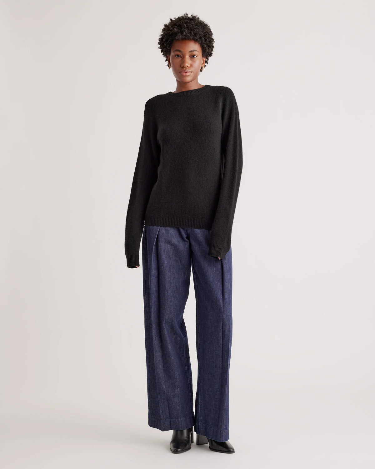 100% Yak Wool Crewneck Sweater - XS / Black