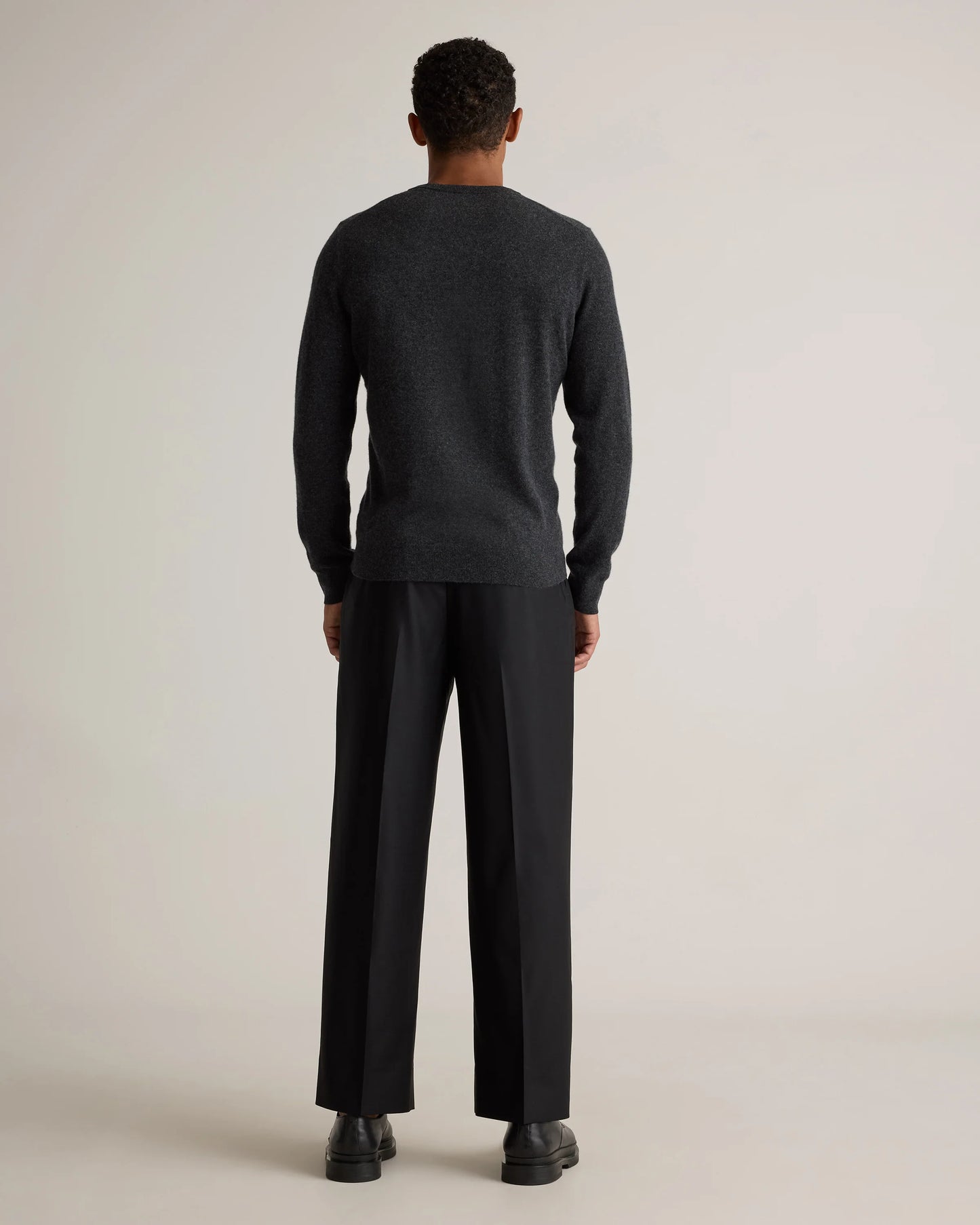 Mongolian Cashmere V-Neck Sweater - S / Oatmeal