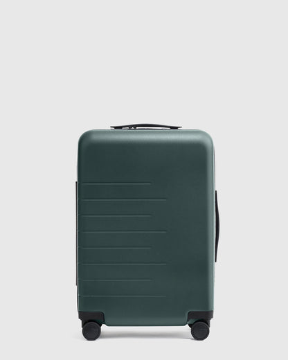 Carry-On & Medium Check-In Suitcase Set - One Size / Dark Green