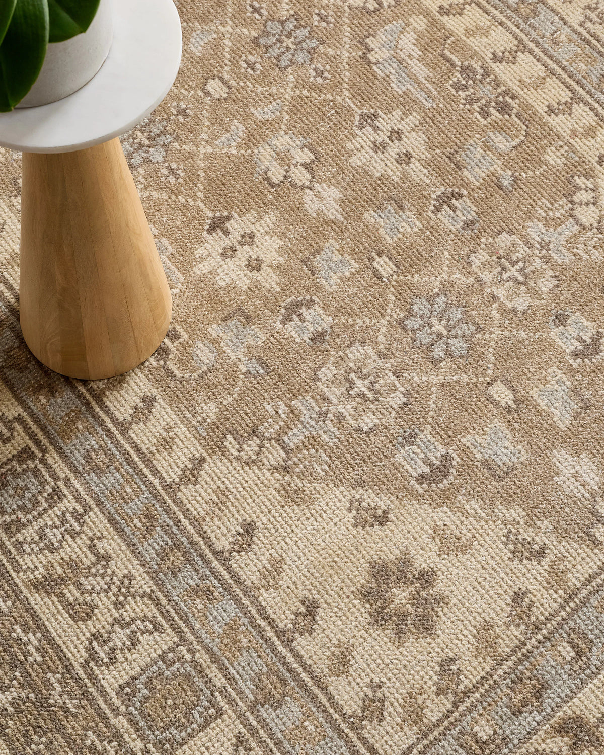 Pierce Hand-Knotted Wool Rug - 5' x 8' / Beige Multi