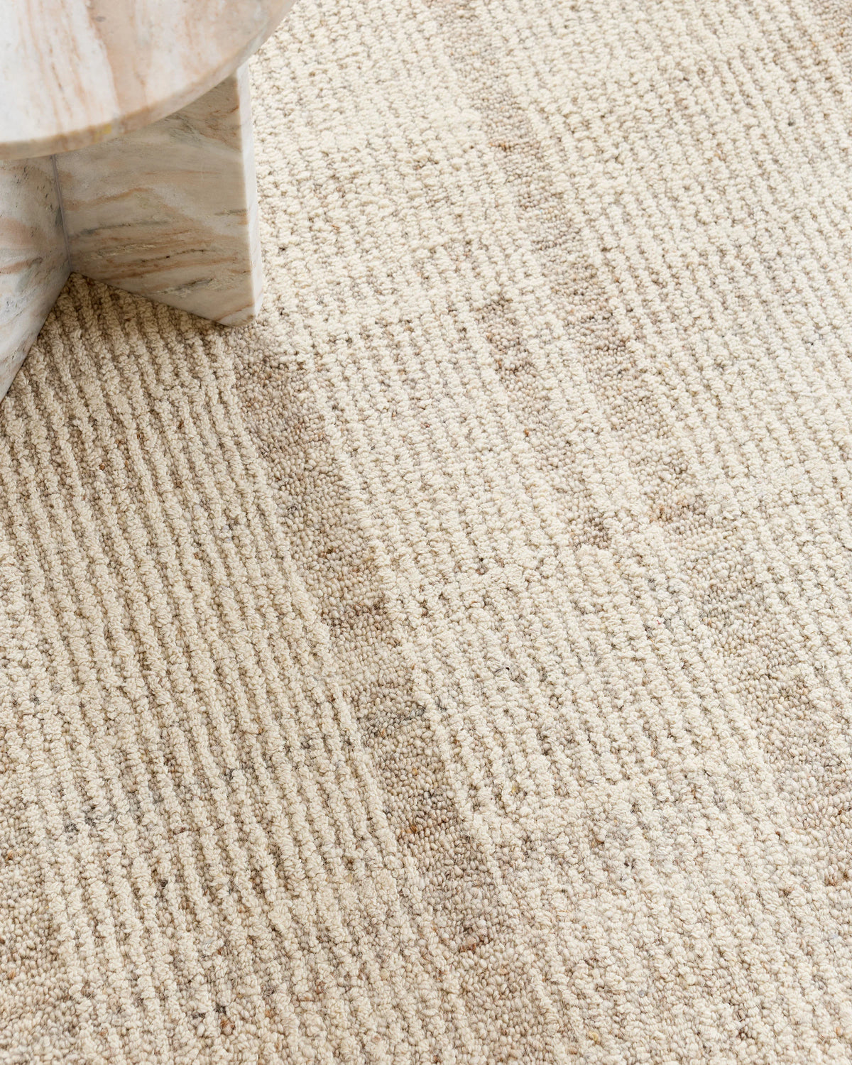 Oliver Wool Rug - 5' x 8' / Oatmeal