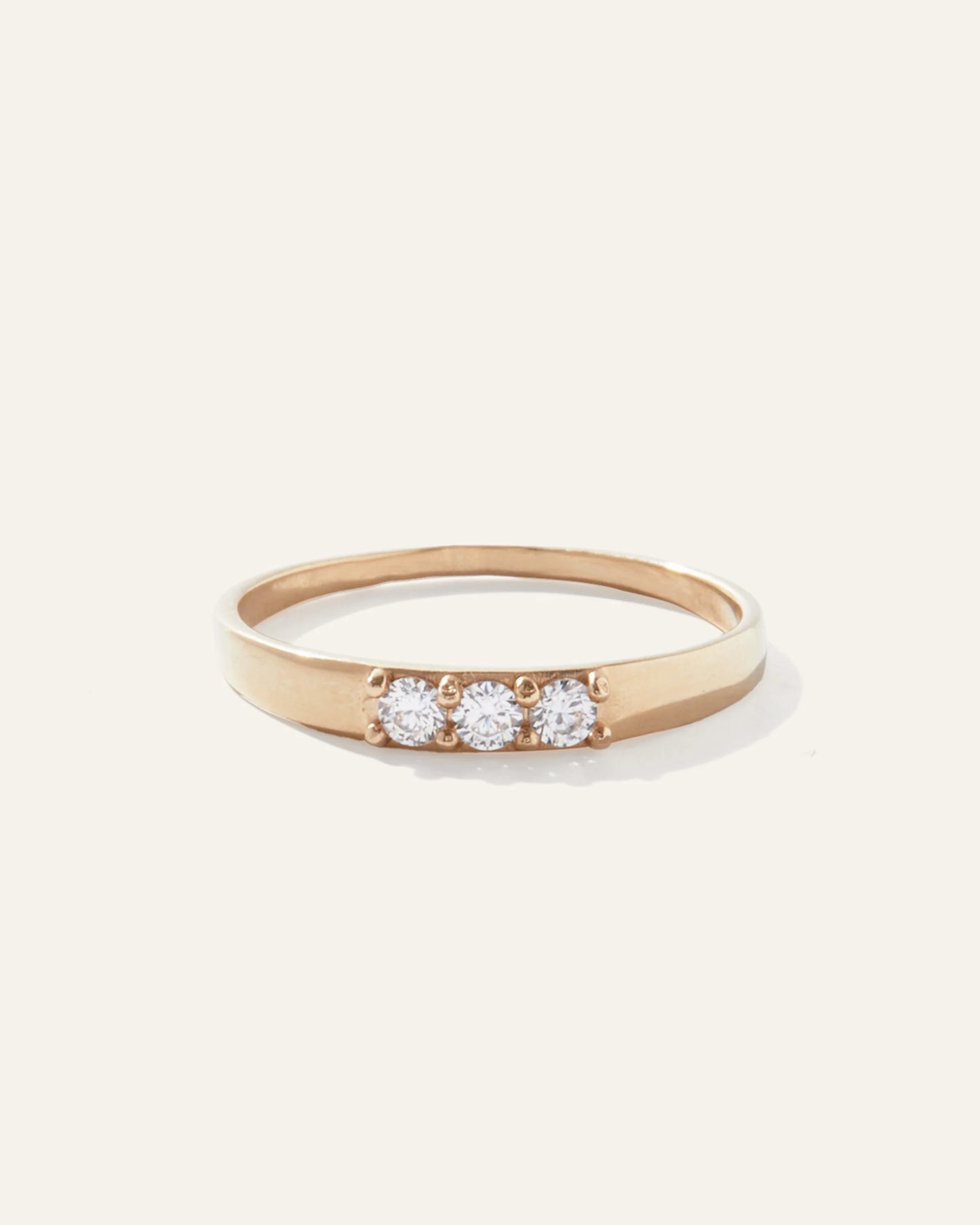14K Gold Diamond Three Stone Tapered Band - 4 / Yellow Gold