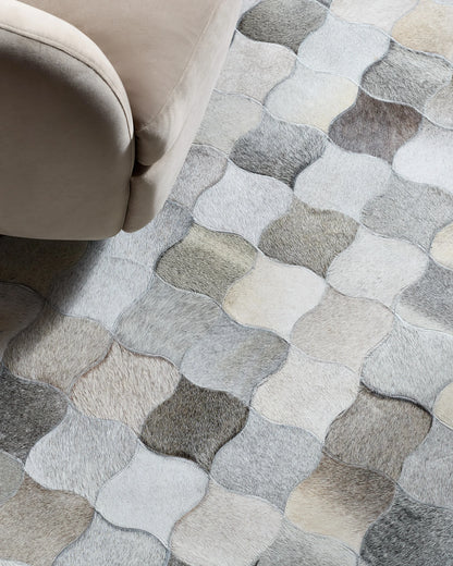 Trellis Hair on Hide Rug - 5' x 8' / Natural