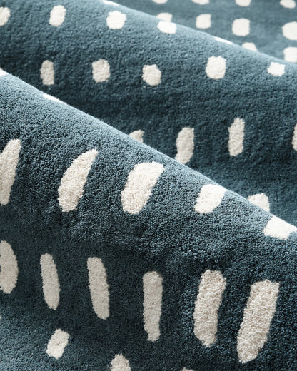 Painterly Dots Hand-Tufted Wool Rug - 3'6" x 5'6" / Navy