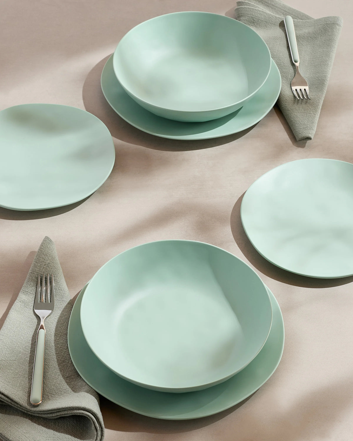 Outdoor Melamine 18pc Dinnerware Set - One Size / Mint Green