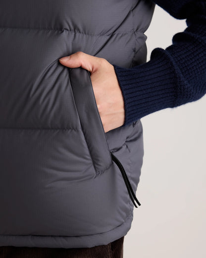 Responsible Down Puffer Vest - S / Carbon Grey