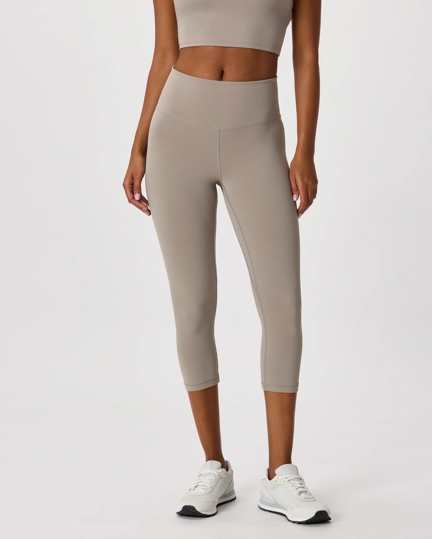 Ultra-Form High-Rise Capri - XS / Dark Coal