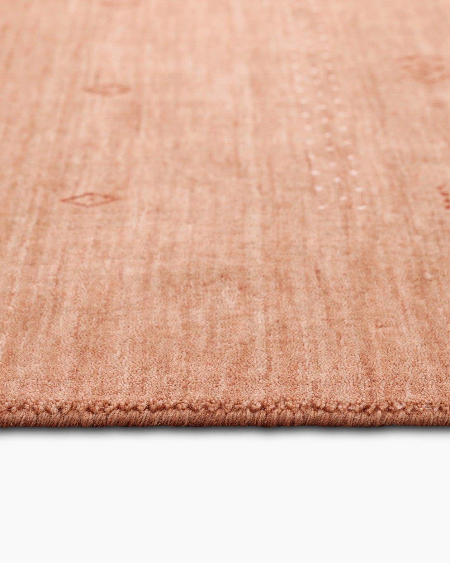 Dakota Hand-Loomed Wool Rug - 4' x 6' / Ivory