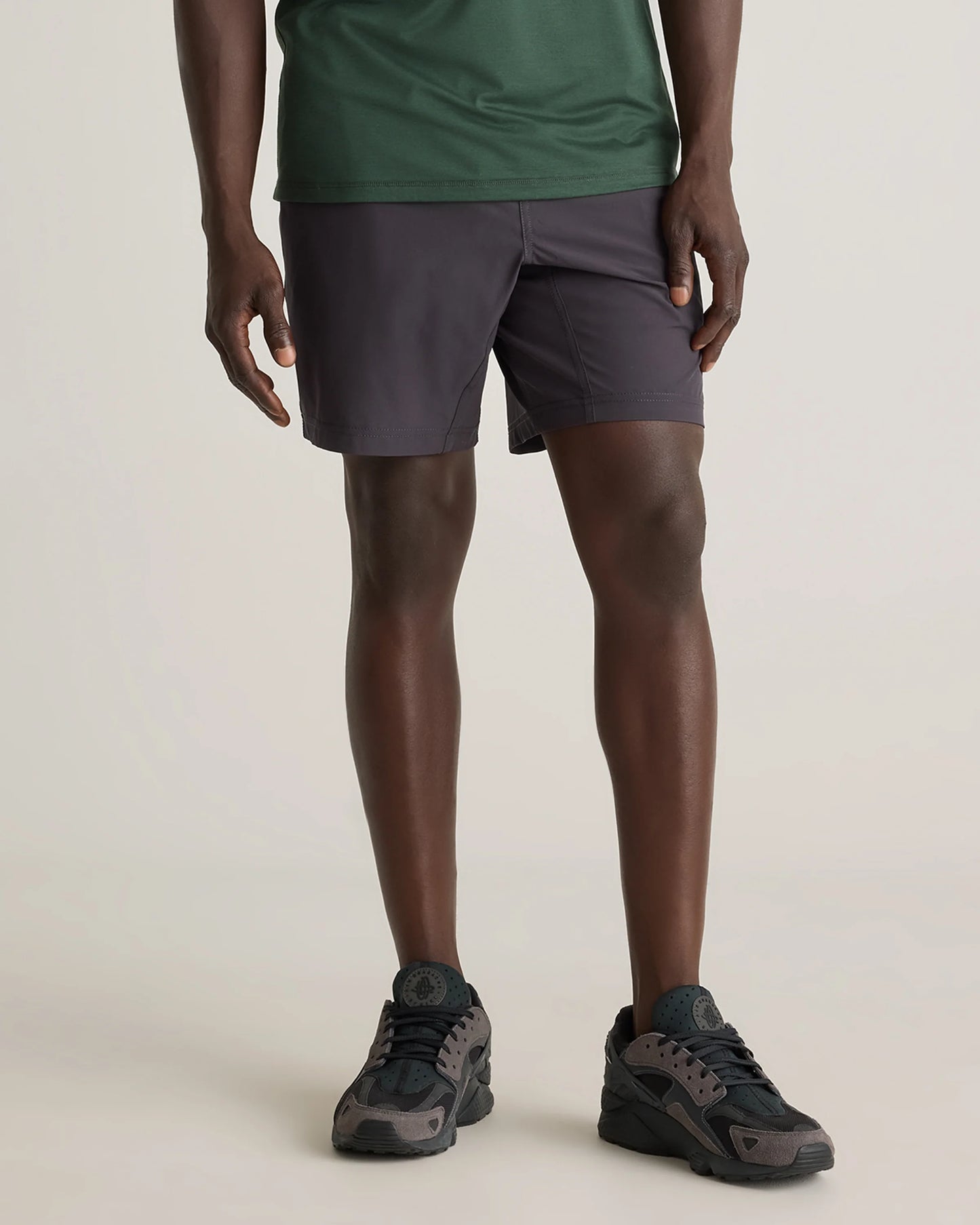 Performance Tech Shorts - 7.5" - S / Granite Grey