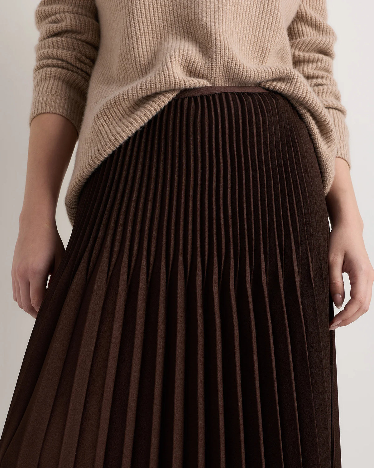 Pleated Matte Midi Skirt - XS / Coffee Bean Brown