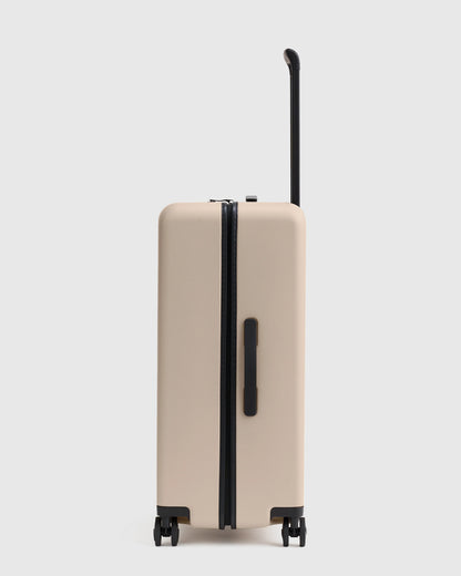 Medium Check-In Suitcase - One Size / Emerald Jungle