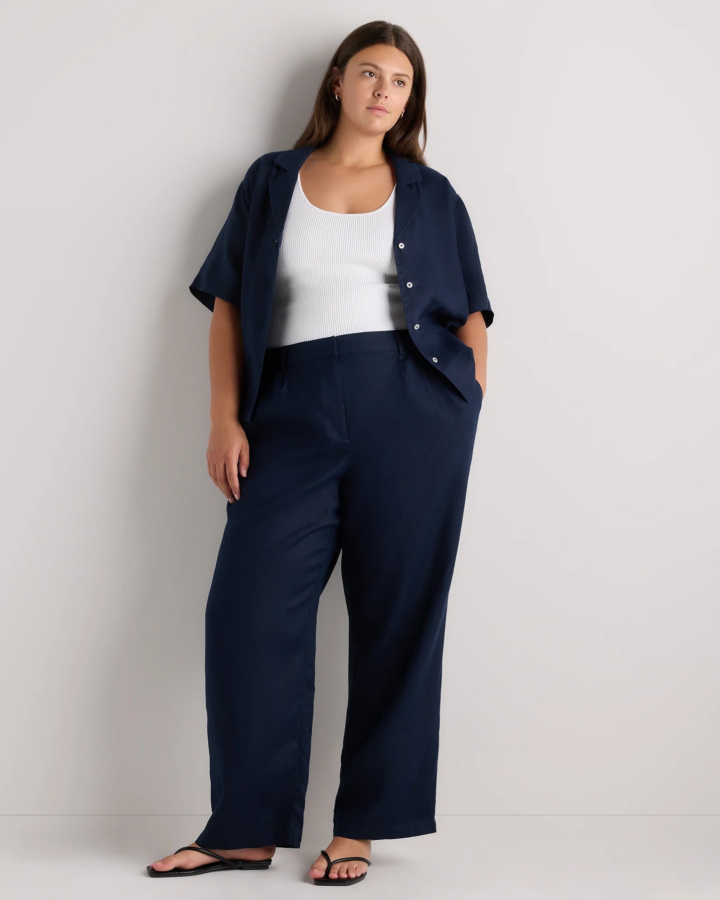 100% European Linen Pleated Trouser - 18 / French Blue