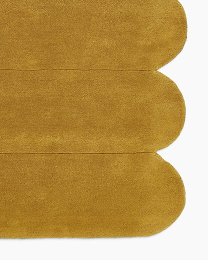 Scalloped Border Hand-Tufted Rug - 5' x 8' / Mustard