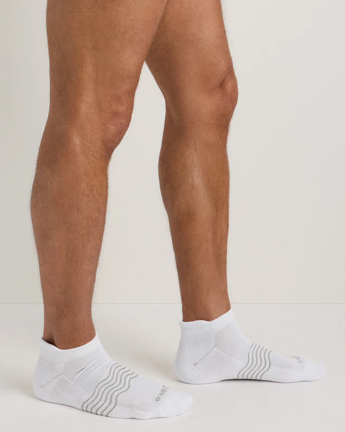 Everyday Cotton Solid Ankle Socks (4-pack) - S / White
