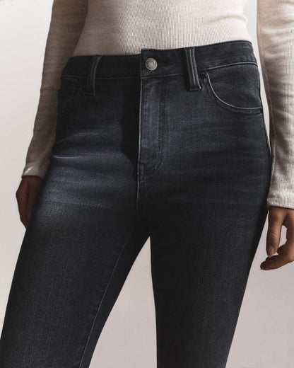 Bella Stretch Skinny Jeans - 24 / Black