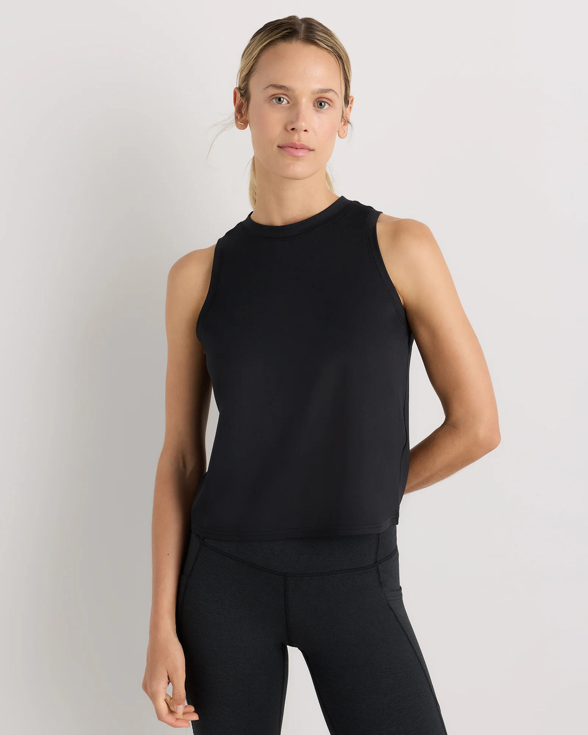 Flowknit Breeze High-Neck Tank - XS / Heather Deep Navy