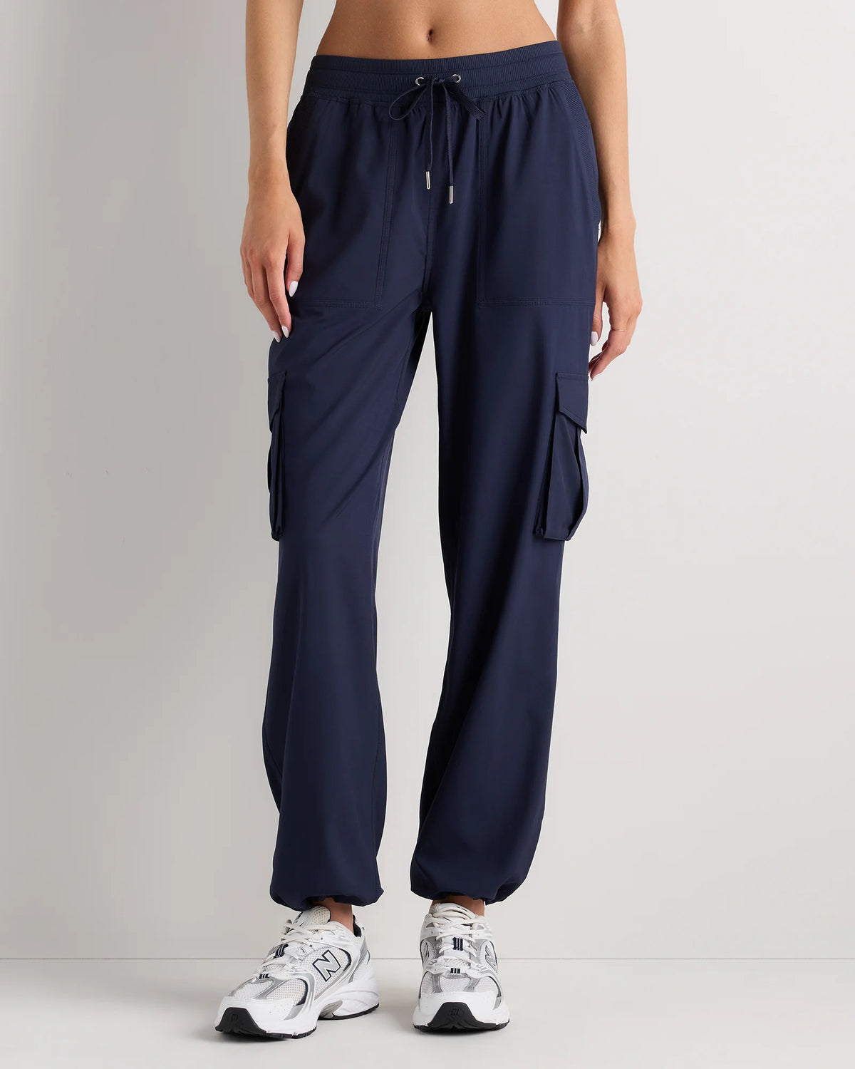 Performance Tech Cargo Mid-Rise Pants - XS / Black